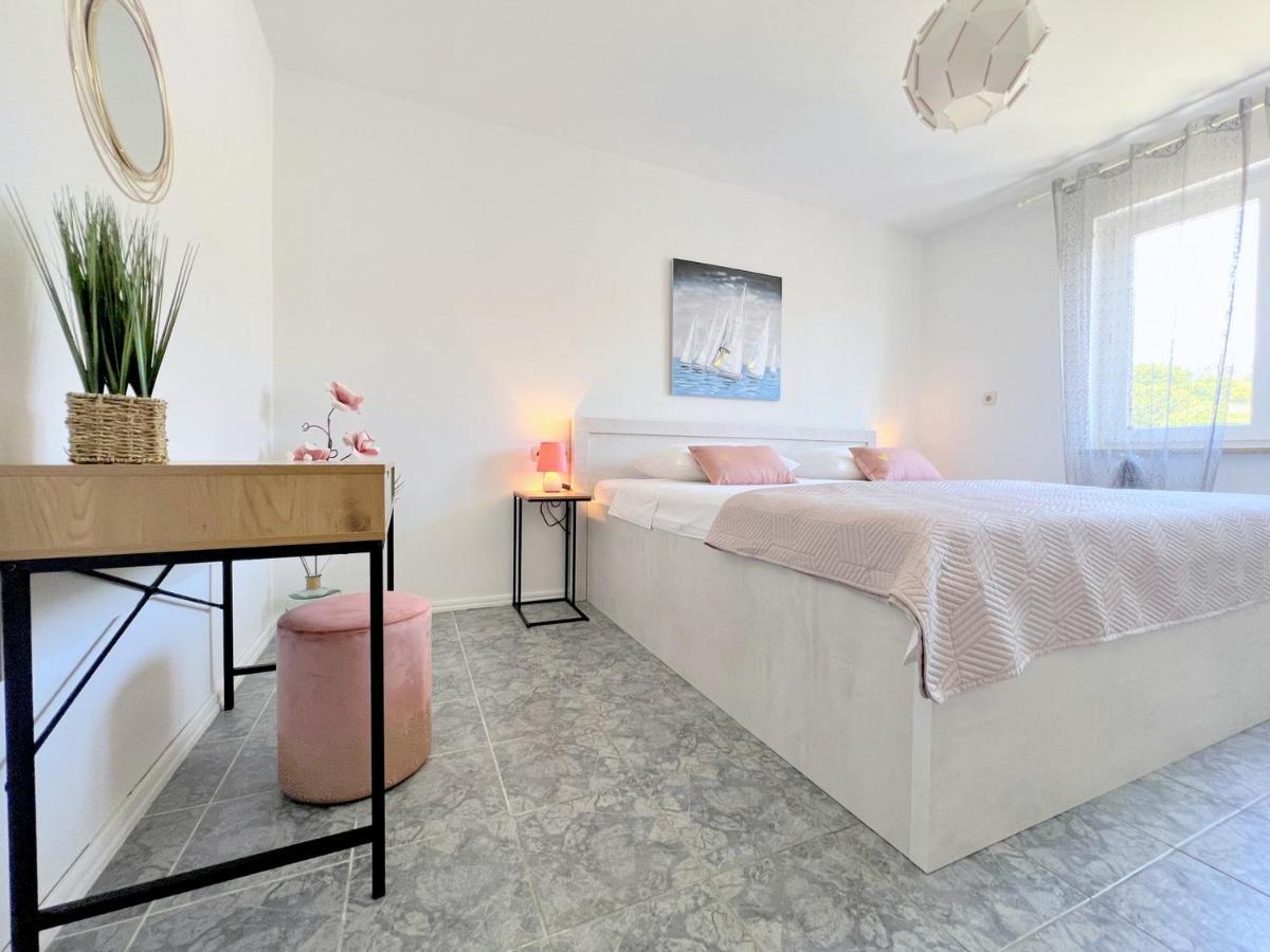Rab City Apartment Greeny راب المظهر الخارجي الصورة